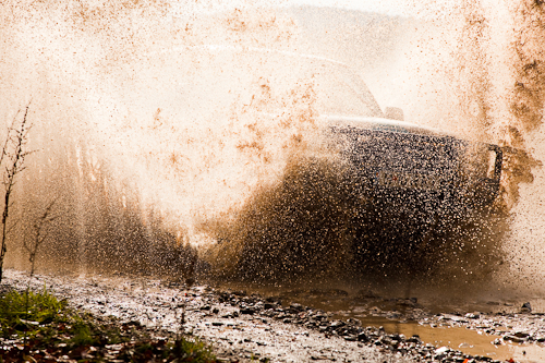 IMG_0055 Canon Off Road Trip, Foto Jeep trecind prin apa